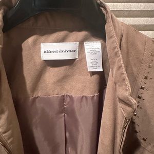 Woman’s sports coat suit too